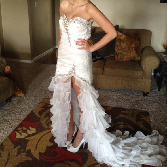 Prom dress - Picture 2 of 6